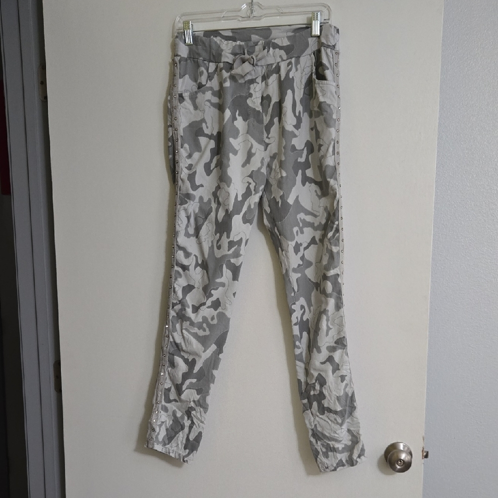 fab'rik Gray Camouflage Pants